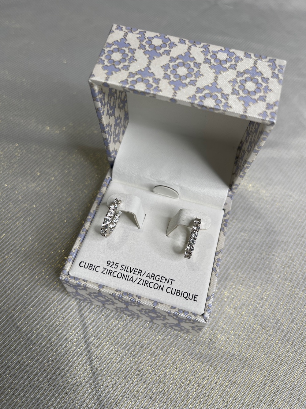 Lake + Gray NWT 925 Sterling Silver Cubic Zirconia Delicate Hoop Earrings *As Is - Picture 4 of 9